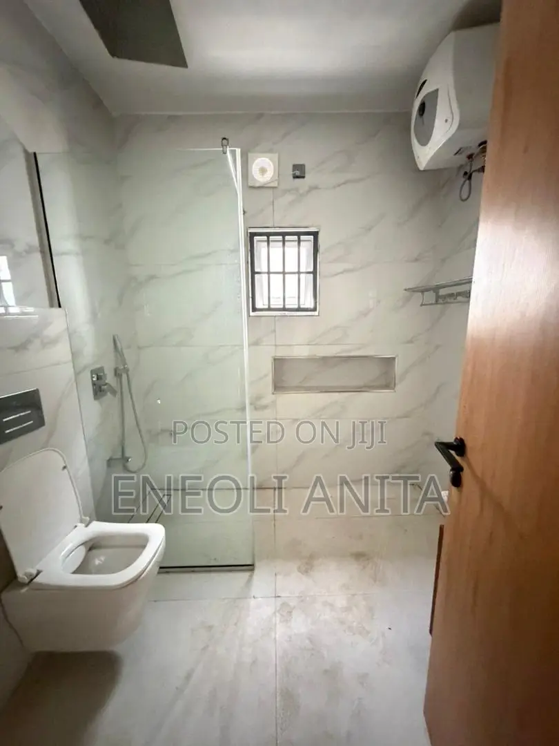 4bdrm Duplex in Wuse for sale