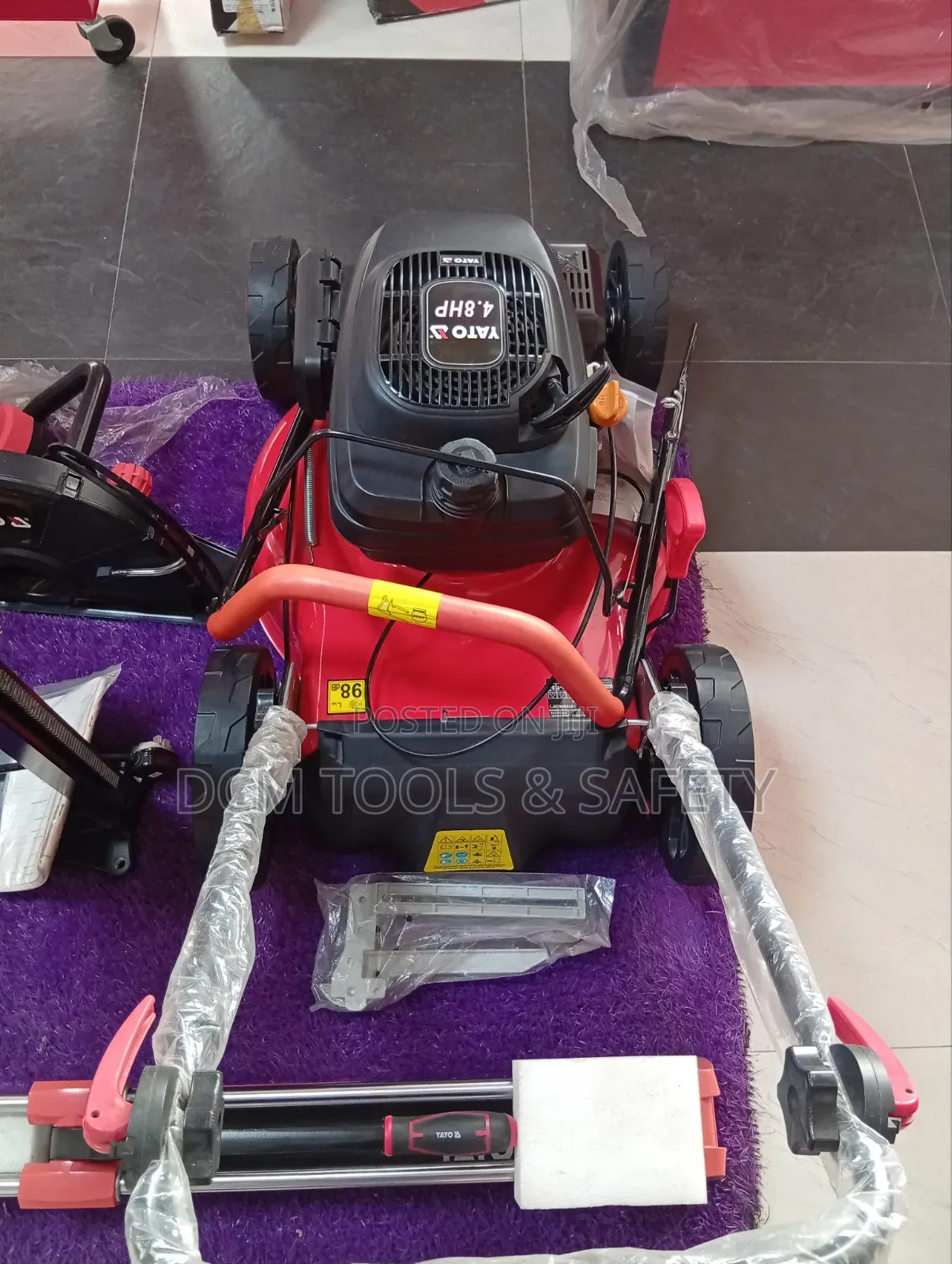 Yato 4.8hp Gasoline Lawn Mower