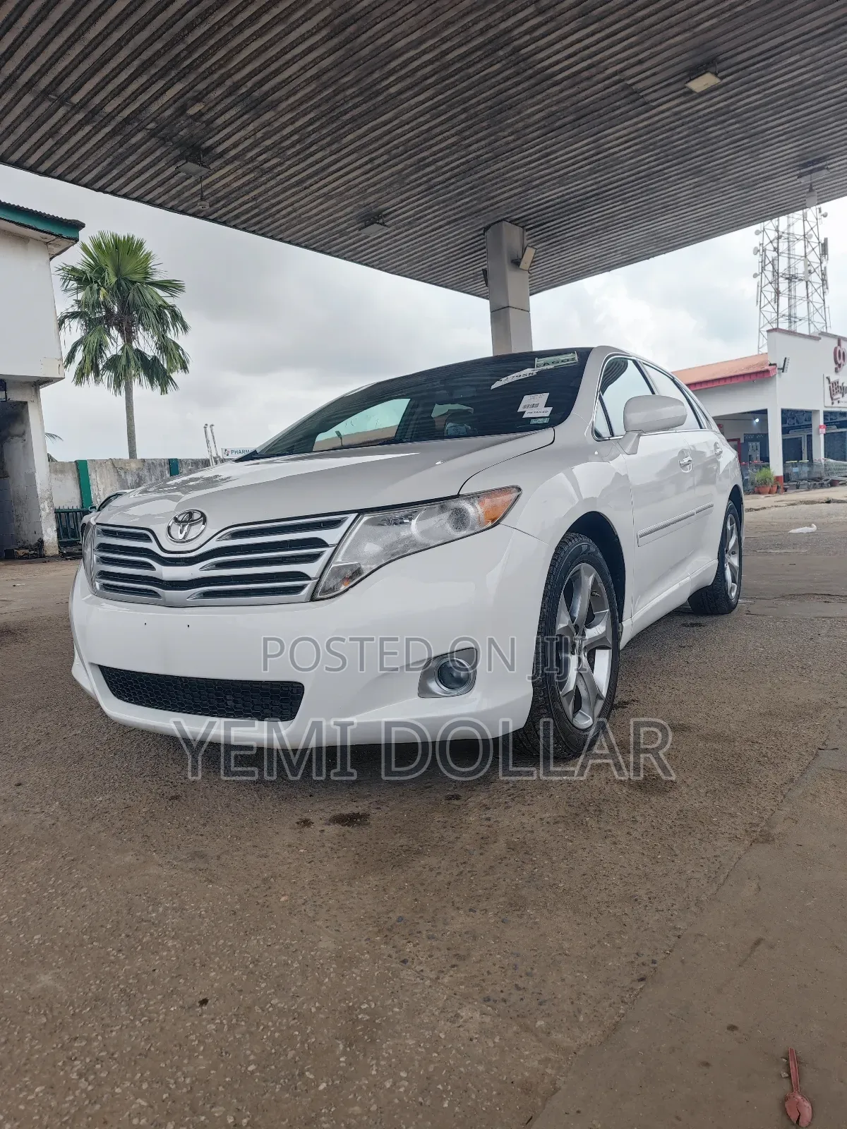 Toyota Venza AWD 2010 White