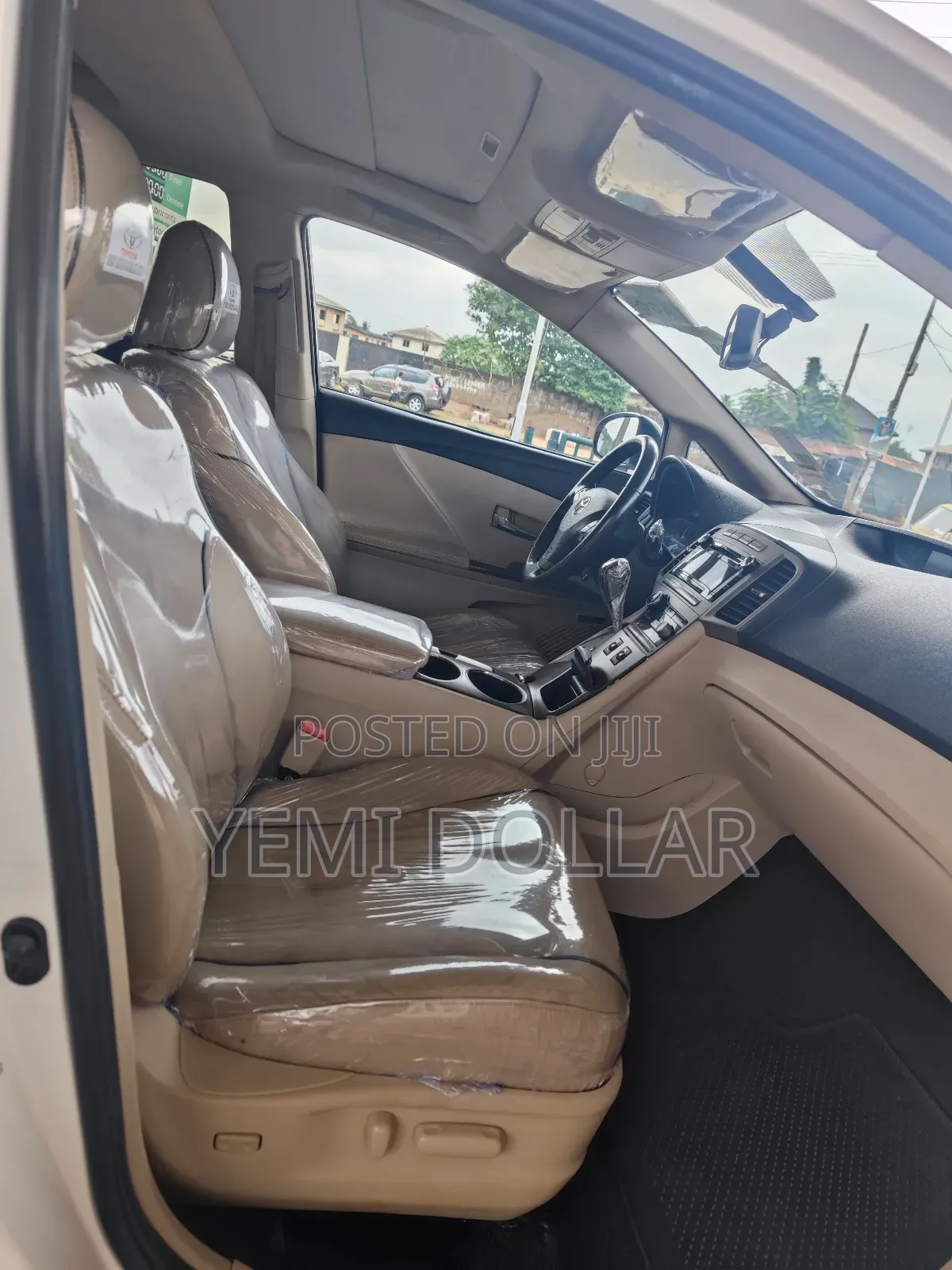 Toyota Venza AWD 2010 White