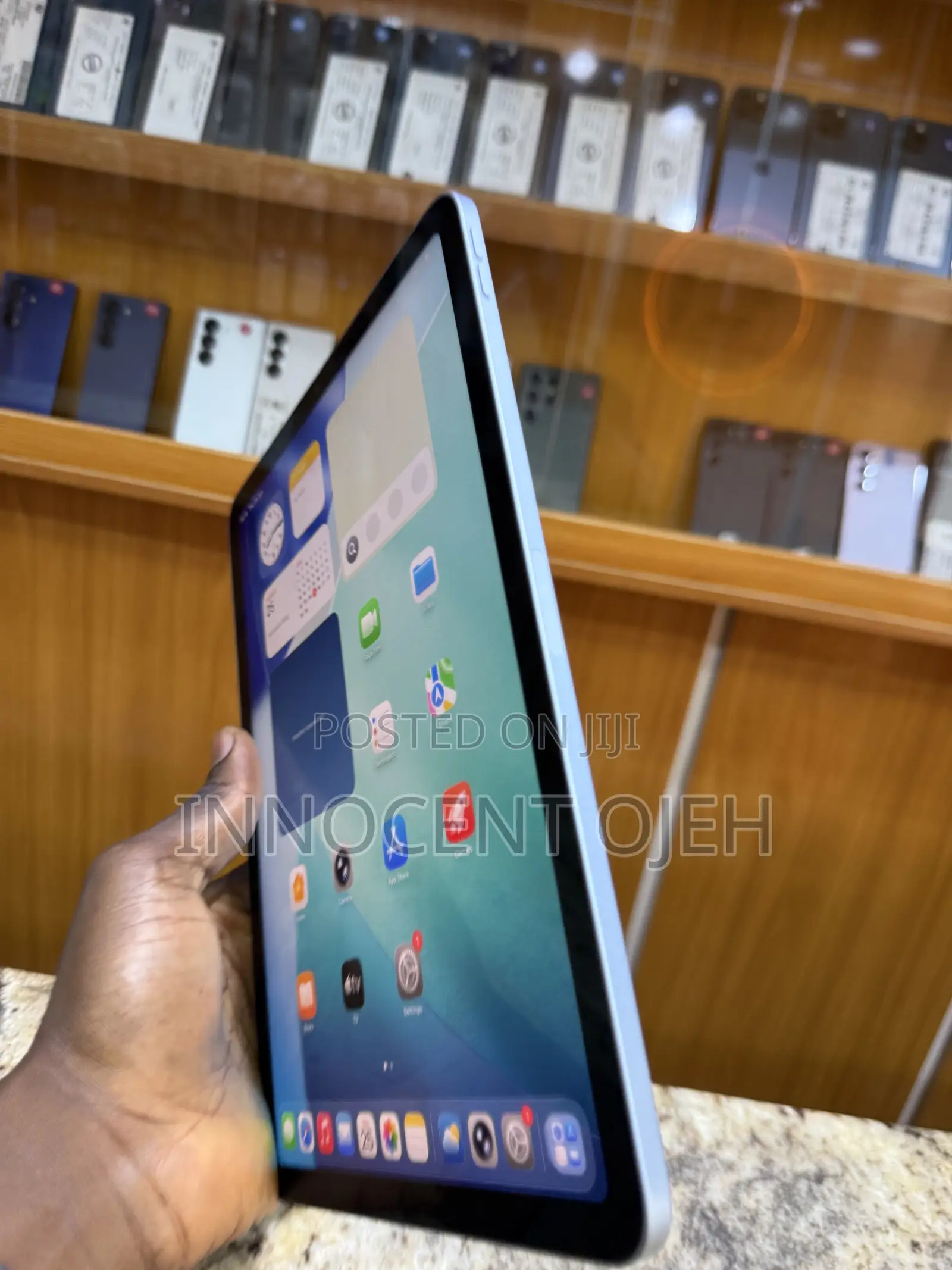 Apple iPad Air (2020) Wi-Fi 64 GB Gray