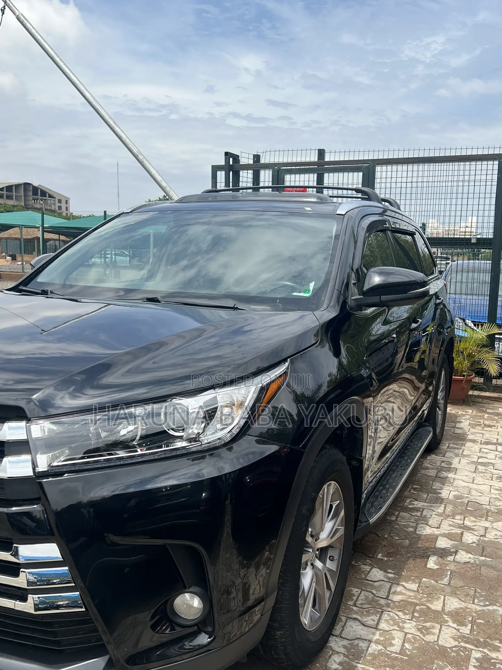 Toyota Highlander XLE 4x2 V6 (3.5L 6cyl 8A) 2018 Black