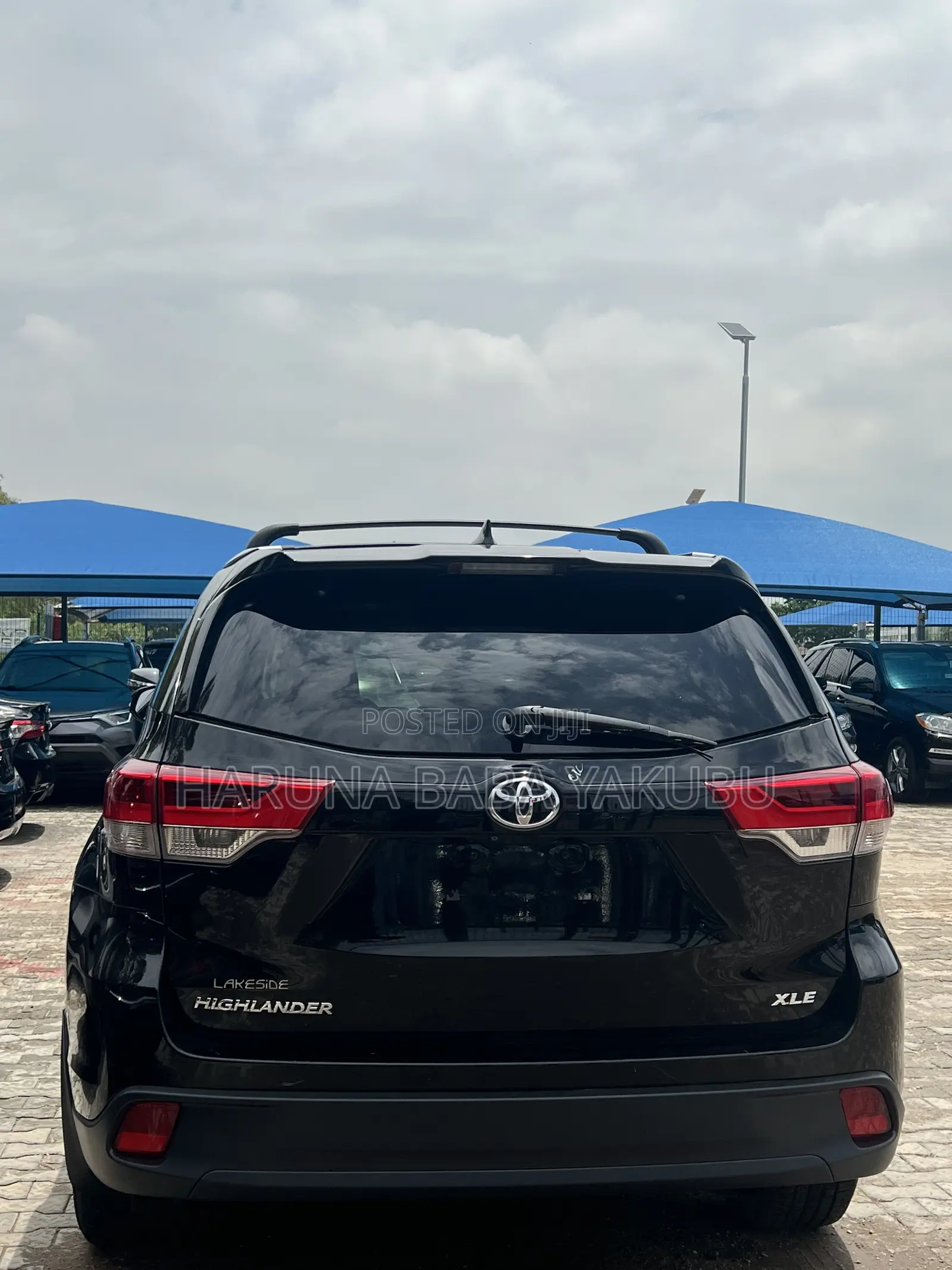 Toyota Highlander XLE 4x2 V6 (3.5L 6cyl 8A) 2018 Black