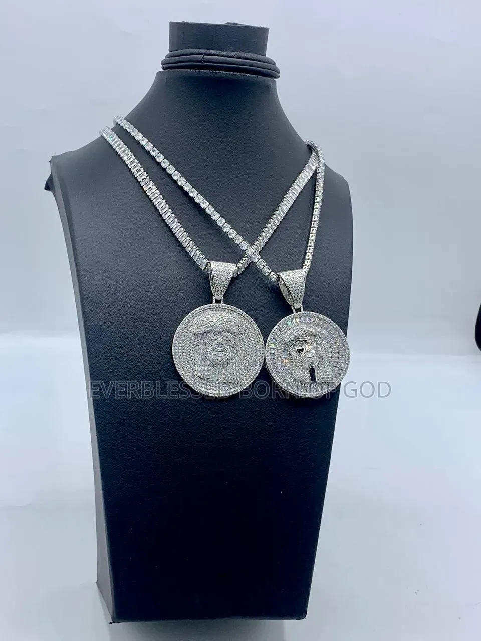Quality Zirconia Tennis Neck Chain and Jesus Pendant