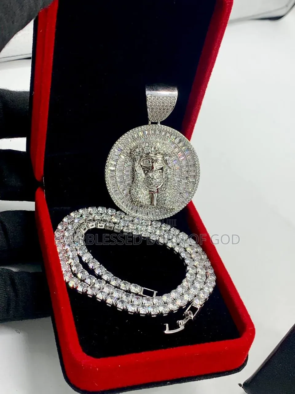 Quality Zirconia Tennis Neck Chain and Jesus Pendant