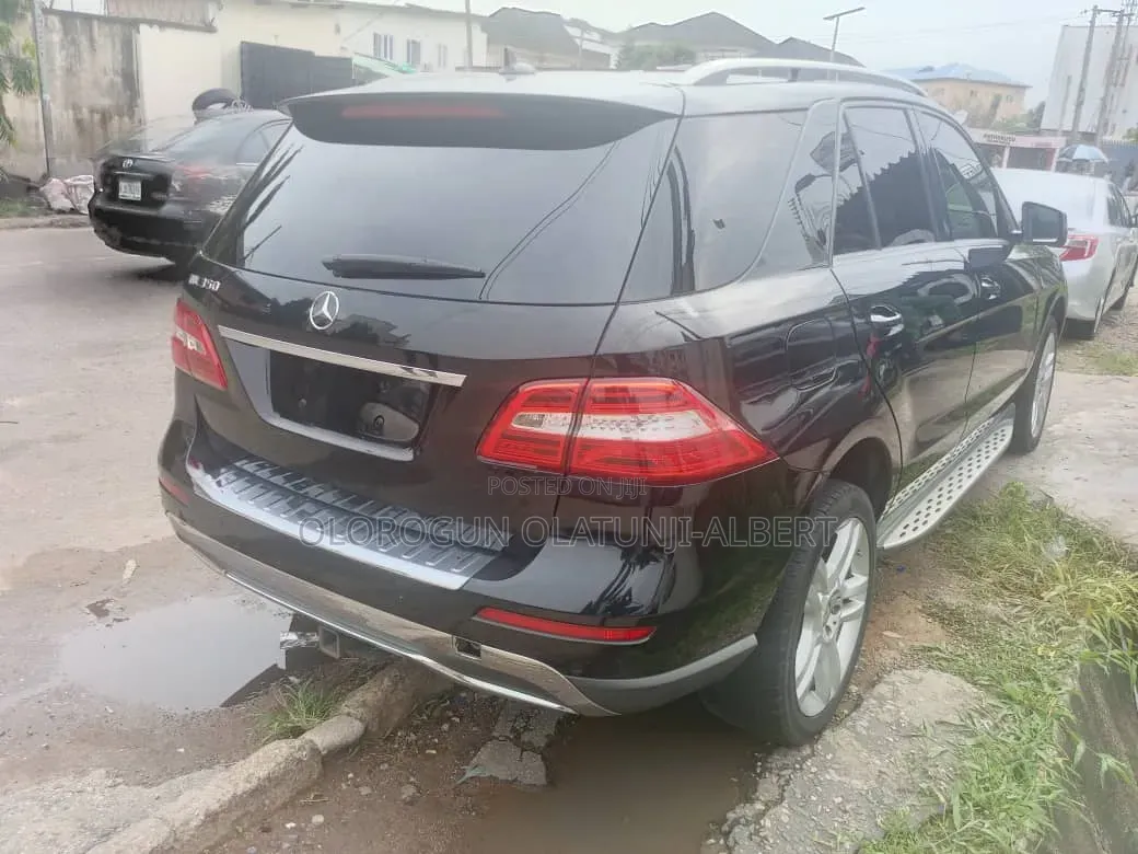 Mercedes-Benz M Class 2015 Black