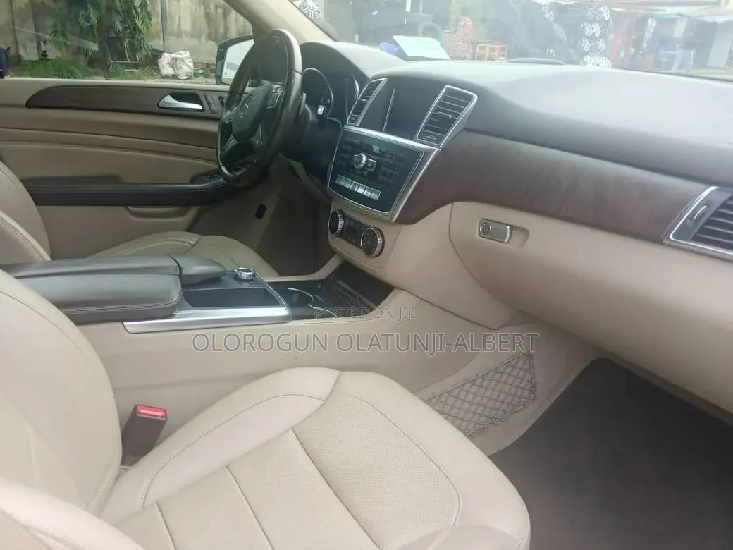 Mercedes-Benz M Class 2015 Black