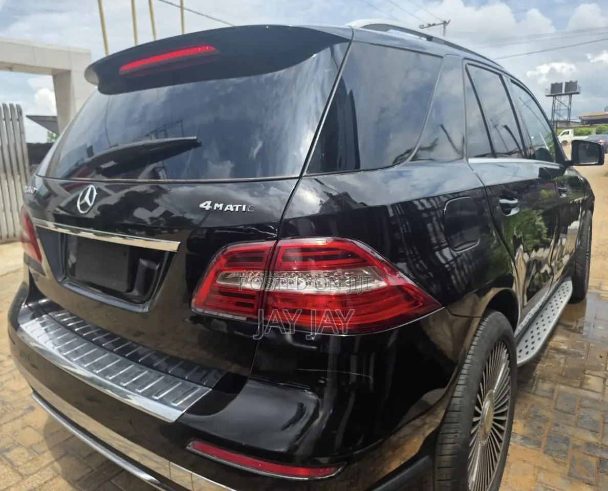 Mercedes-Benz M Class 2012 Black