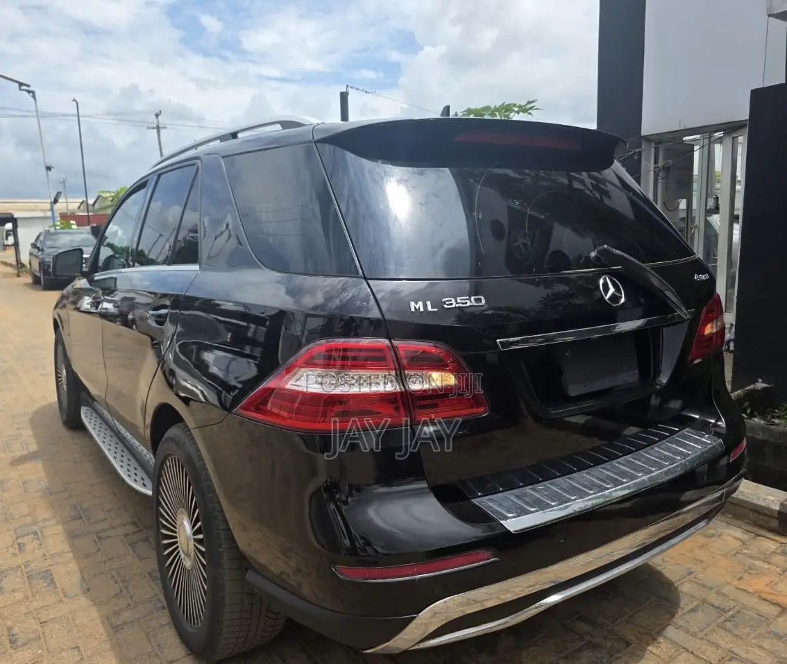 Mercedes-Benz M Class 2012 Black