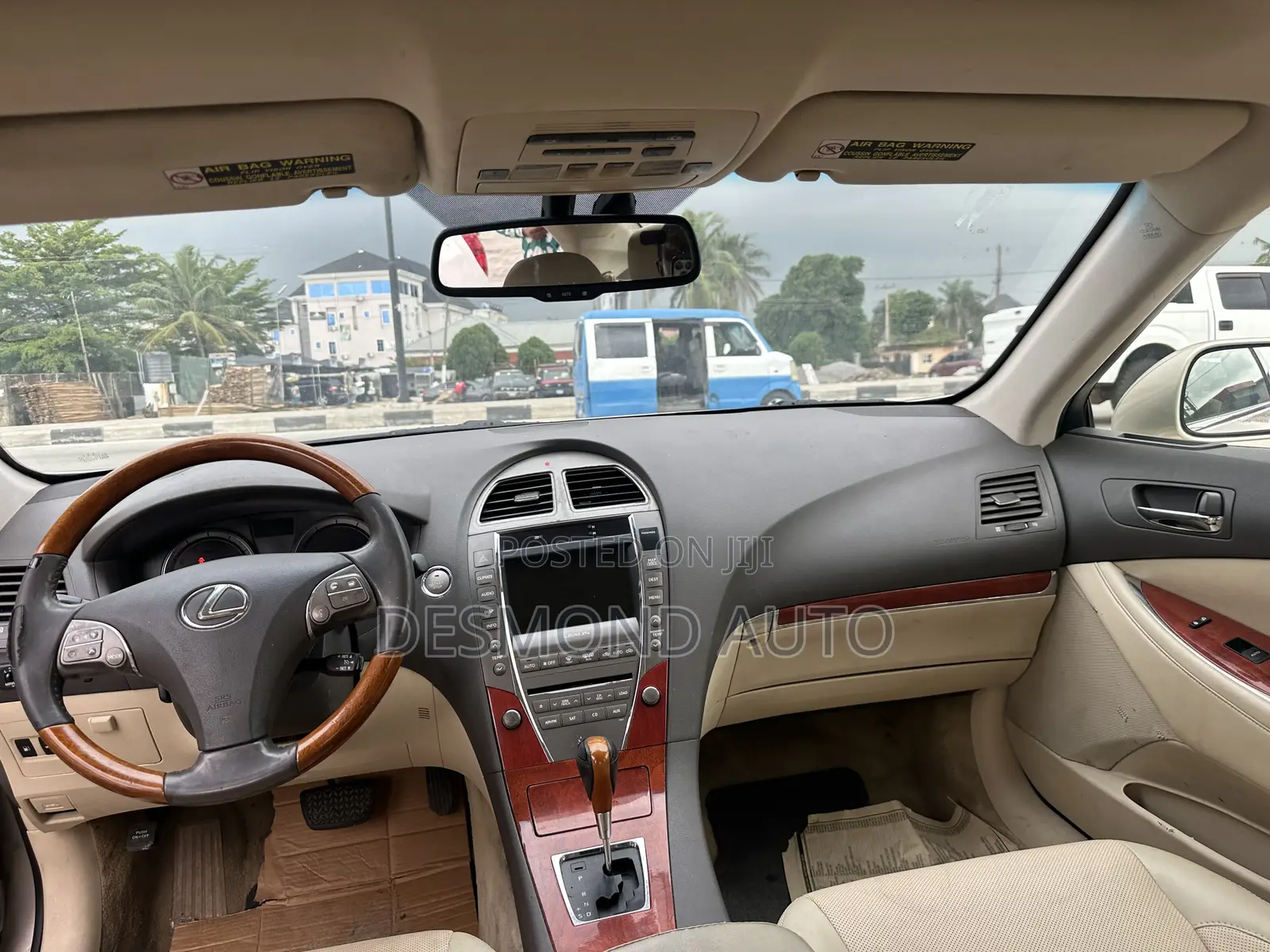 Lexus ES 350 2010 Gold