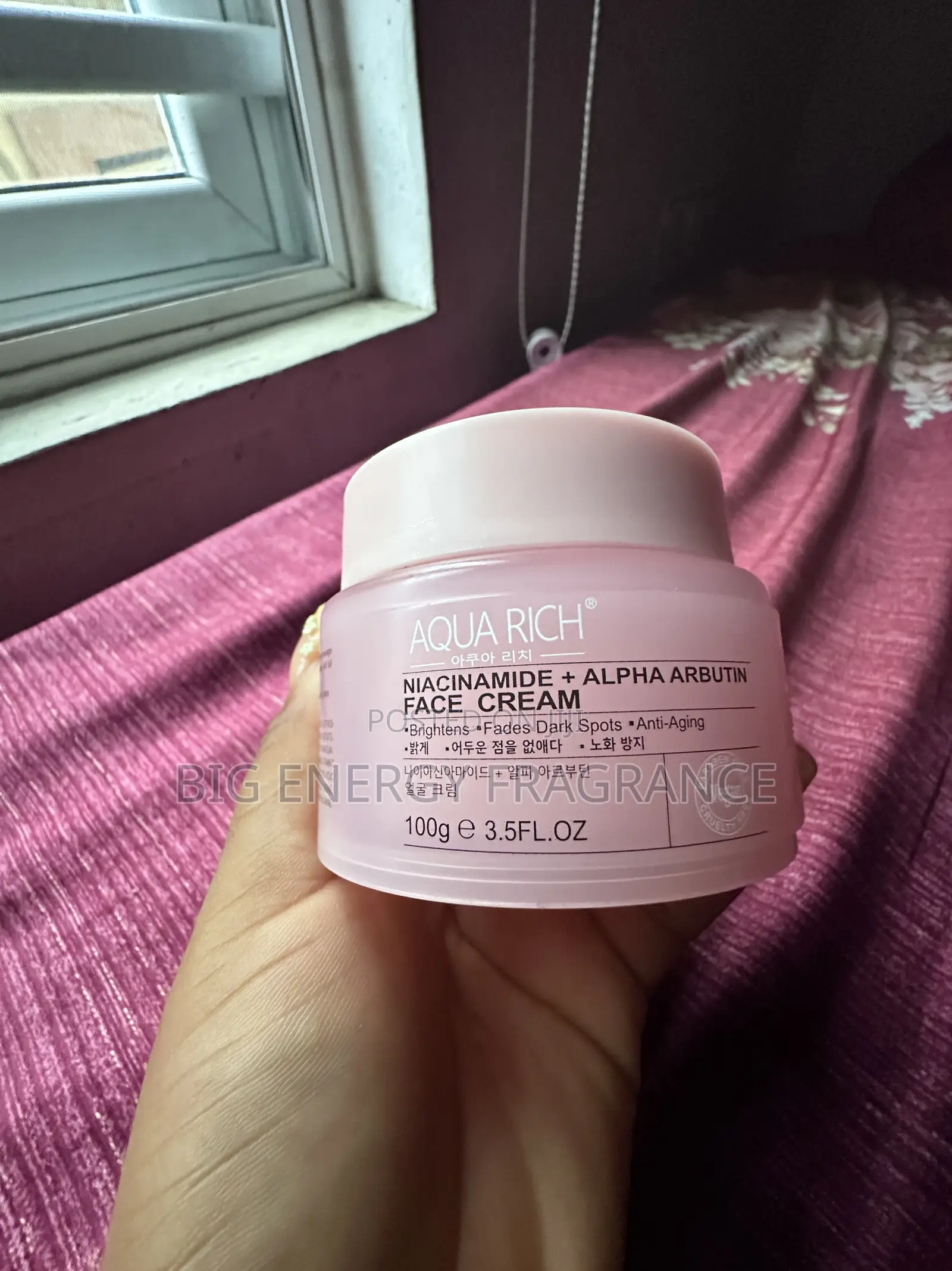Aqua Rich Niacinamide + Alpha Arbutin Face Cream