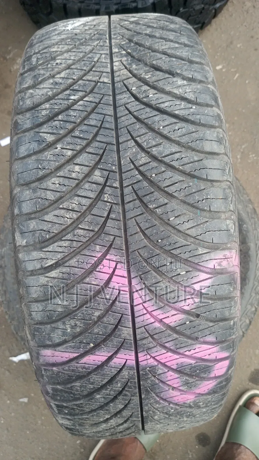 235 55 R18 .225 55 R18.Piller Tukunbo