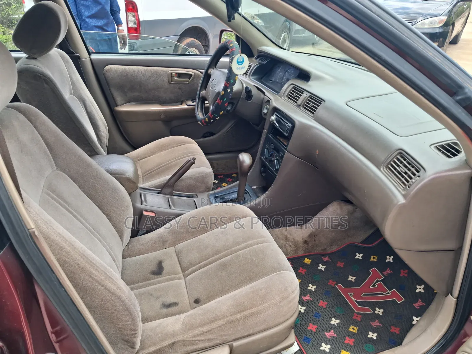 Toyota Camry 2000 Red