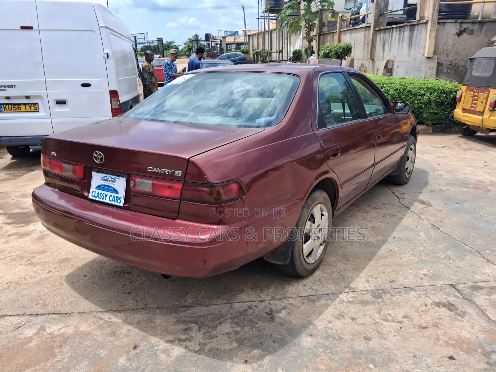 Toyota Camry 2000 Red