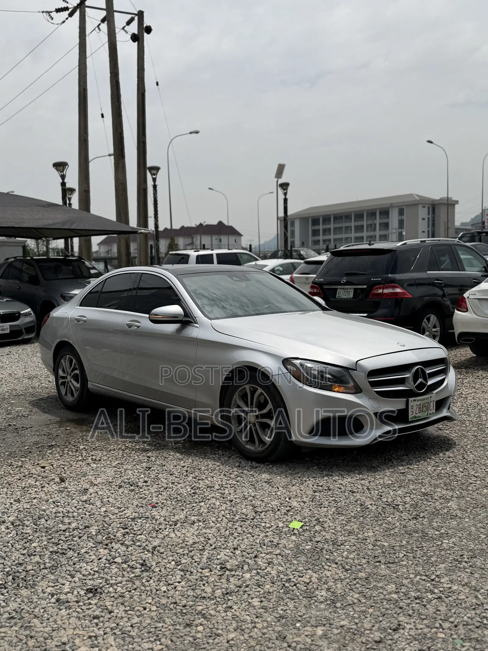 Mercedes-Benz C300 2016 Silver