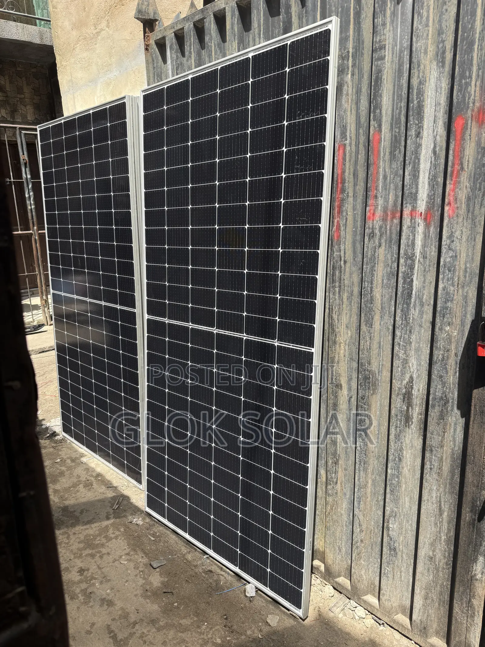 15kwh Lithium Ion Battery and 10kva Hybrid Inverter With Accessories