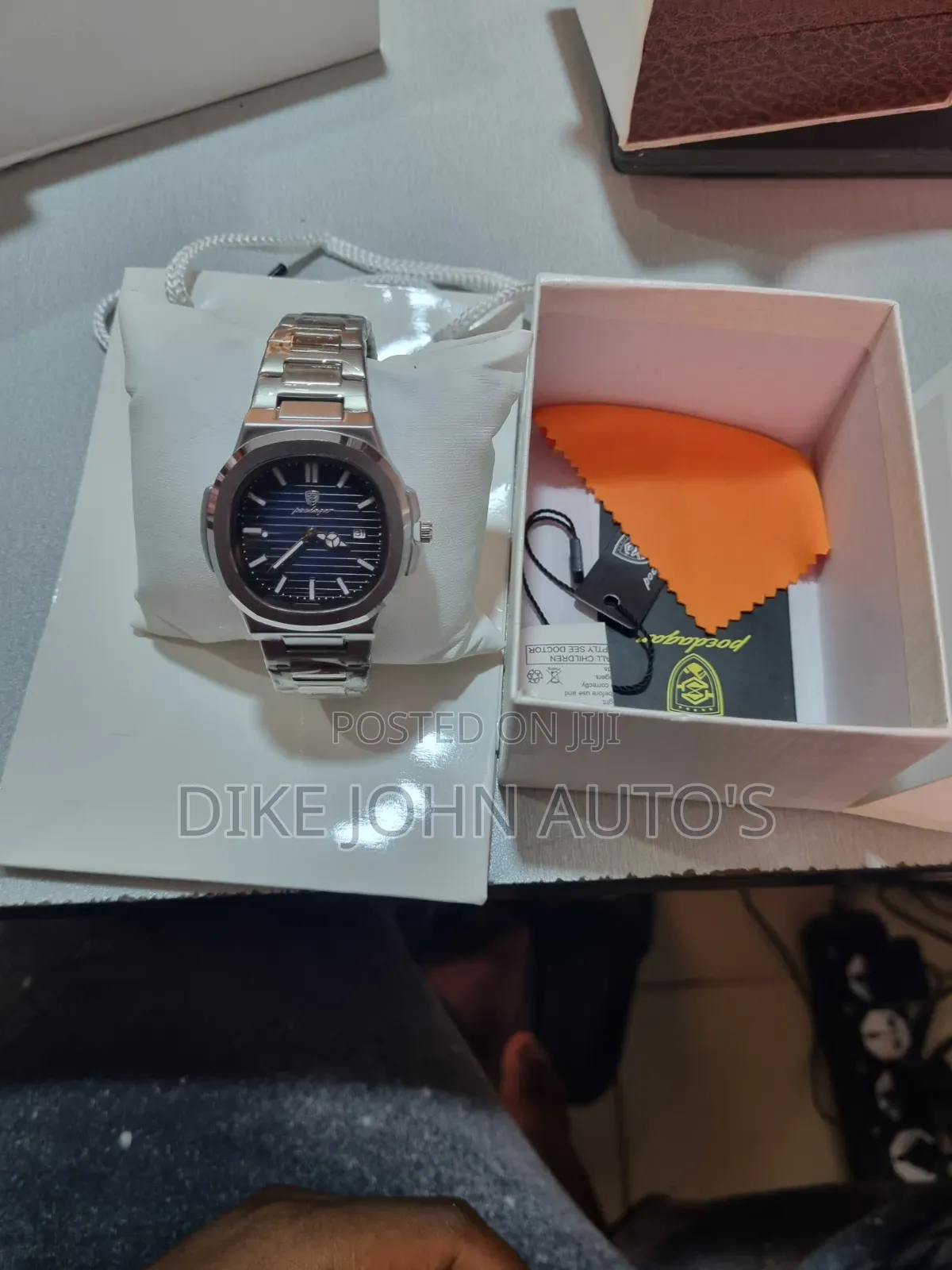 Poedagar Wrist Watch