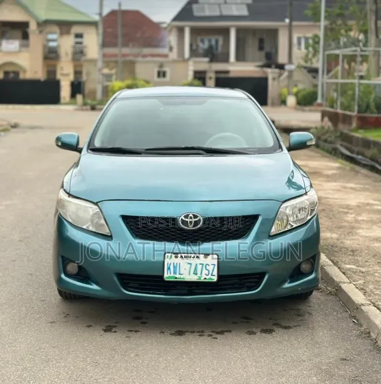Toyota Corolla LE 4dr Sedan (1.8L 4cyl 4A) 2010 Green