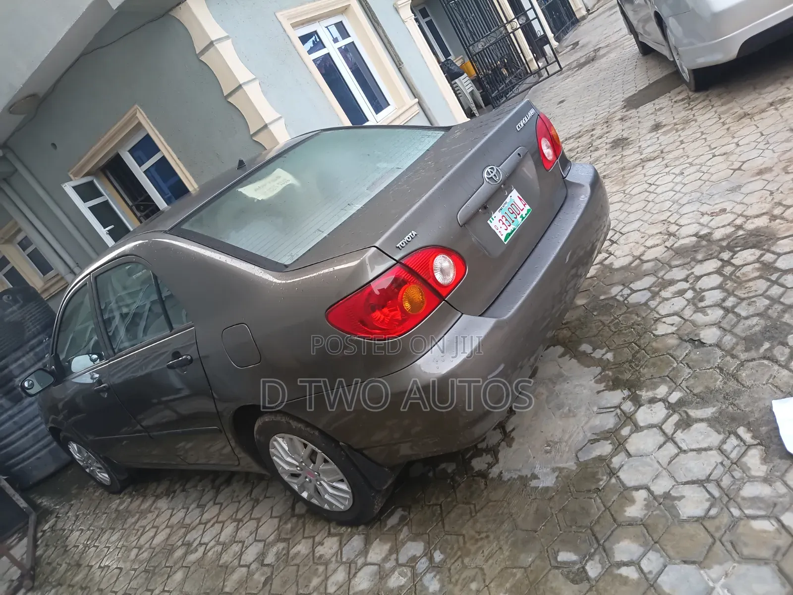 Toyota Corolla LE 2004 Gray