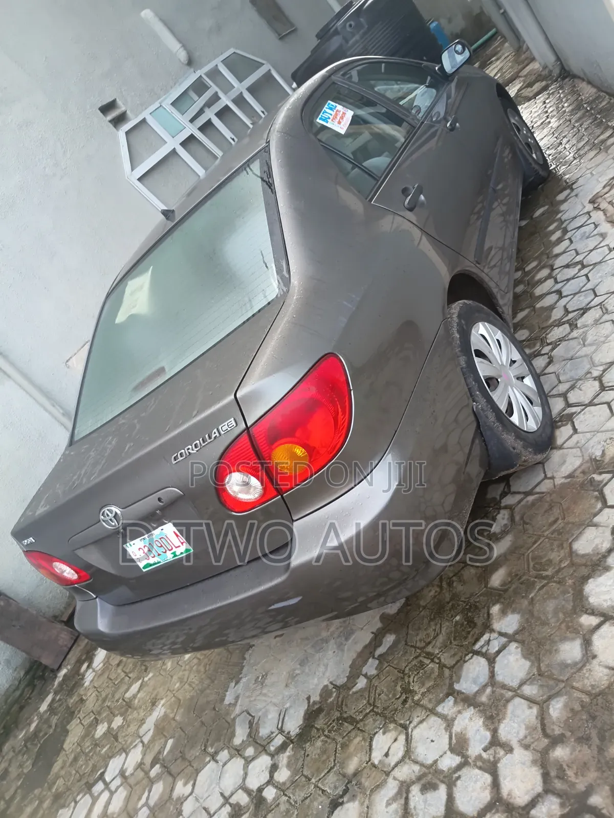 Toyota Corolla LE 2004 Gray