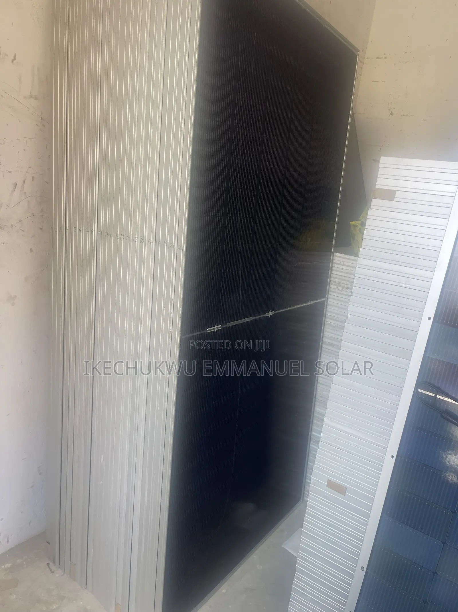600watts Jinko Solar Panels Much Available
