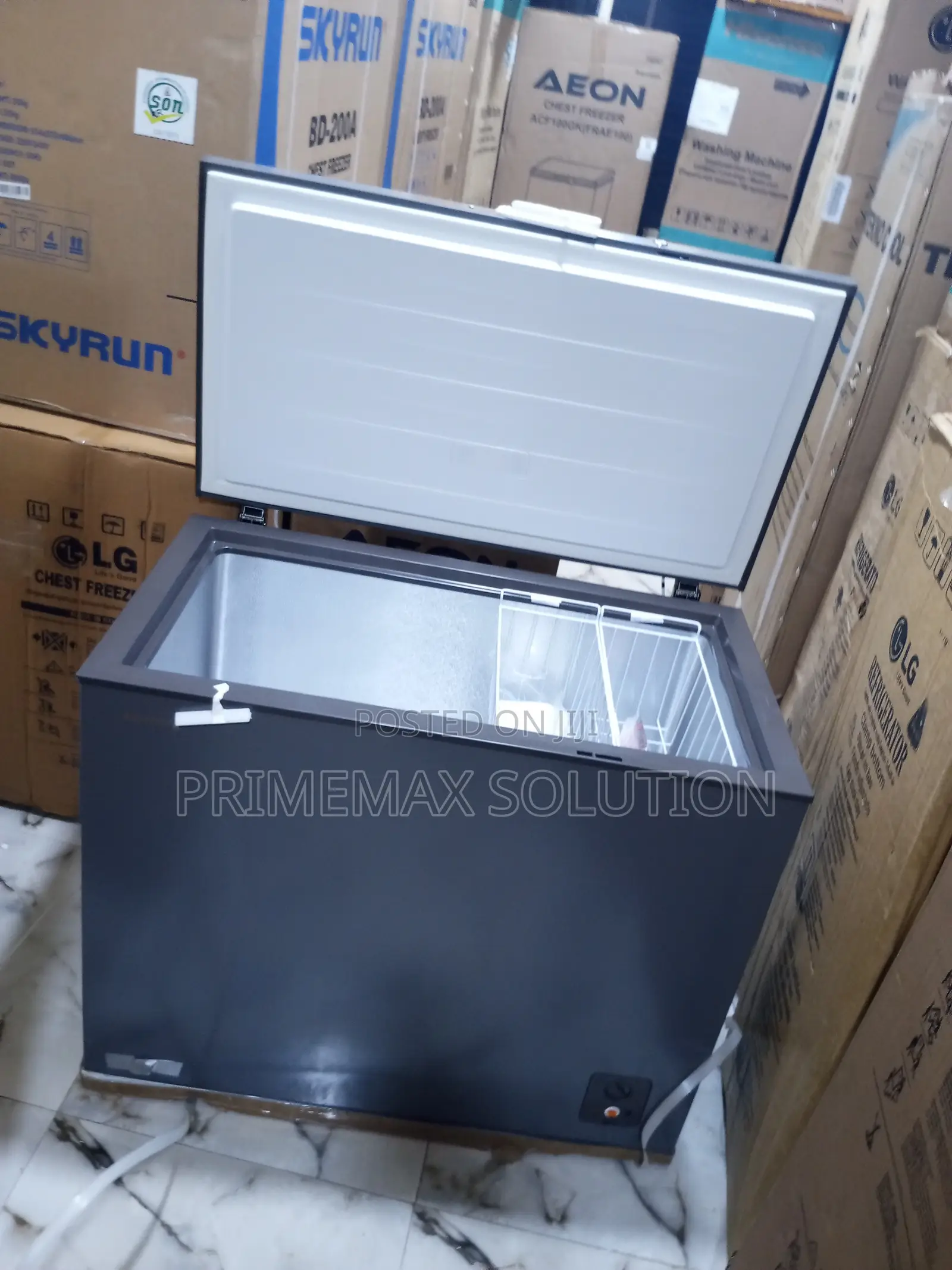 Silver Storm of Freshness - Hisense 250l Chest Freezer