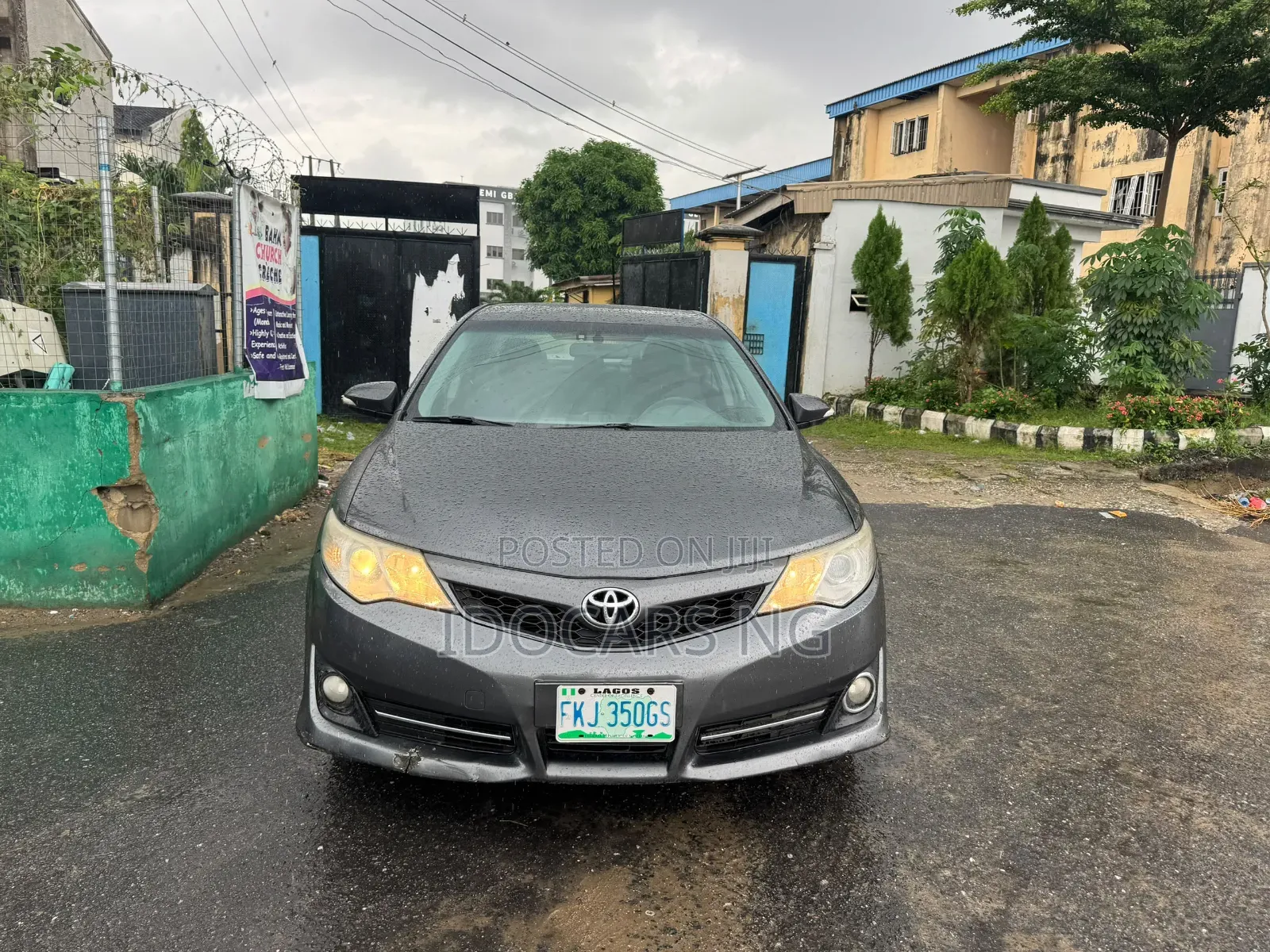Toyota Camry SE 4dr Sedan (2.5L 4cyl 6A) 2014 Gray