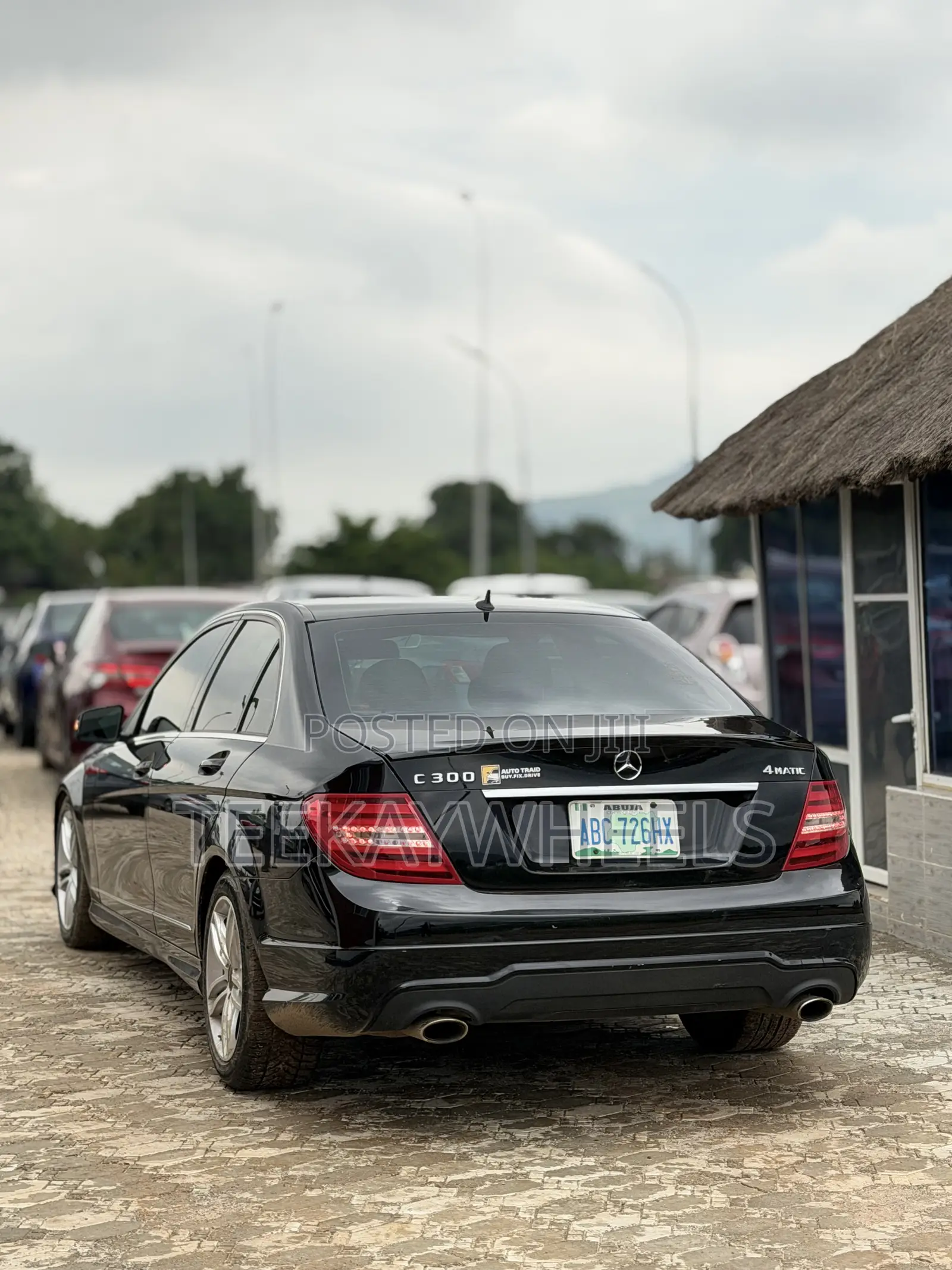 Mercedes-Benz C300 Luxury 4Matic Sedan AWD (3.5L 6cyl 7A) 2013 Black