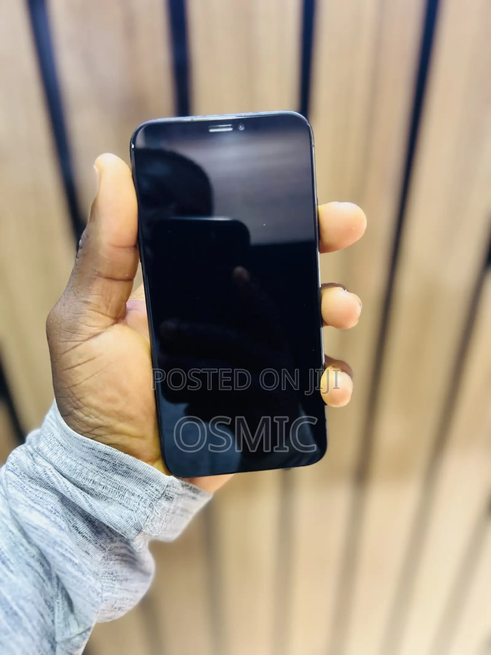 Apple iPhone X 64 GB Black