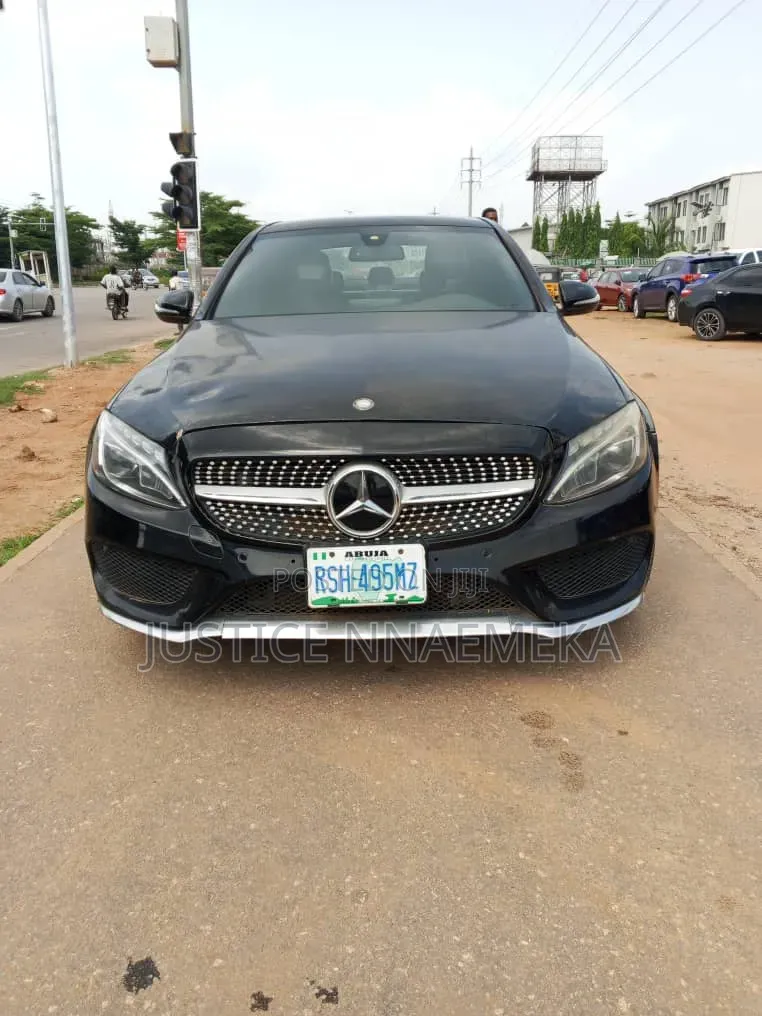 Mercedes-Benz C300 2015 Black