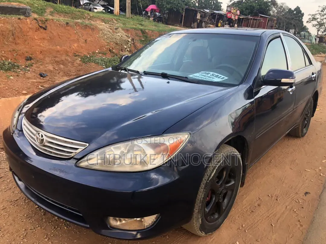 Toyota Camry 2005 Blue