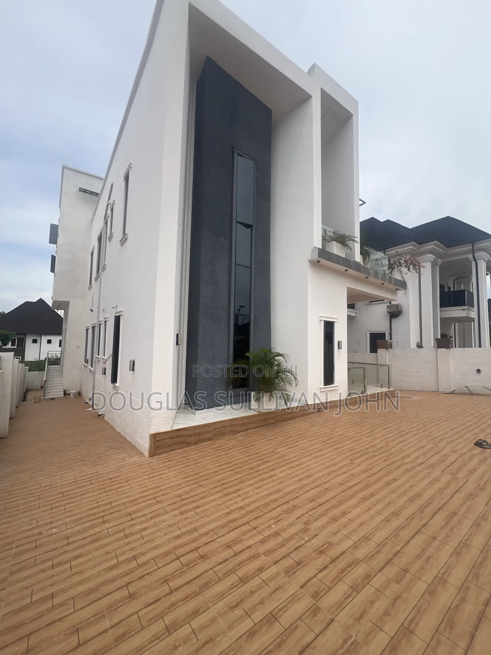 6bdrm Duplex in Independence Layout, Enugu for sale