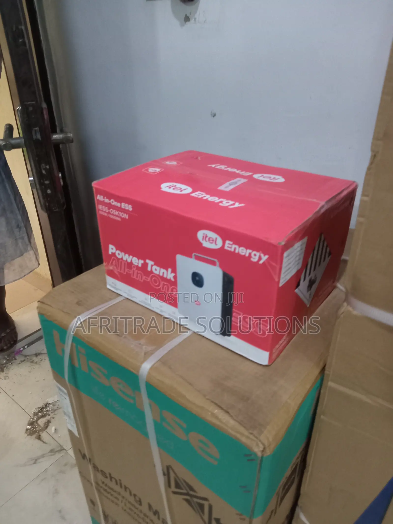 Itel Iess-05k10n Power Station With 1000wh Battery