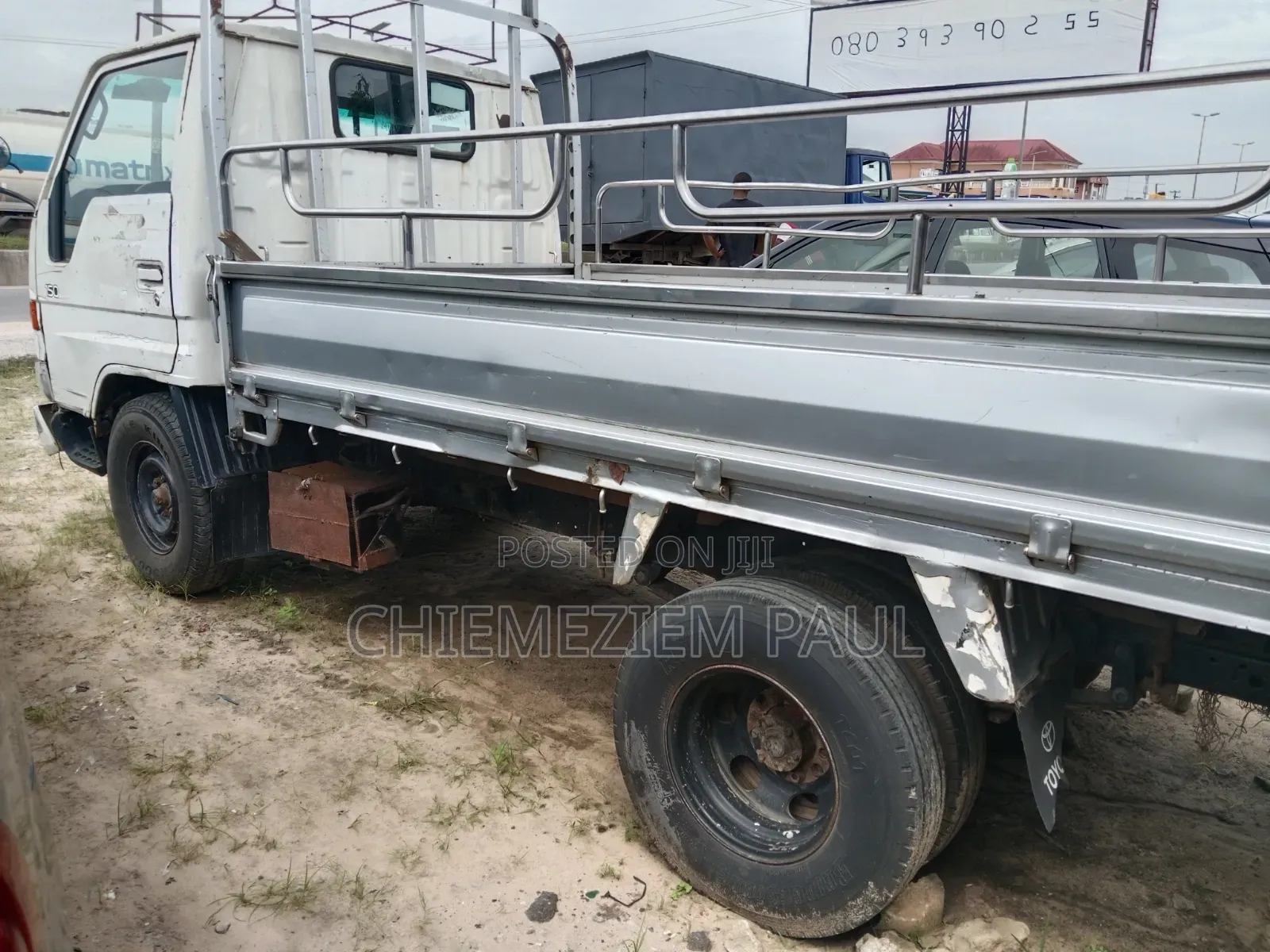 Toyota Dyna,150, 6 Tyres