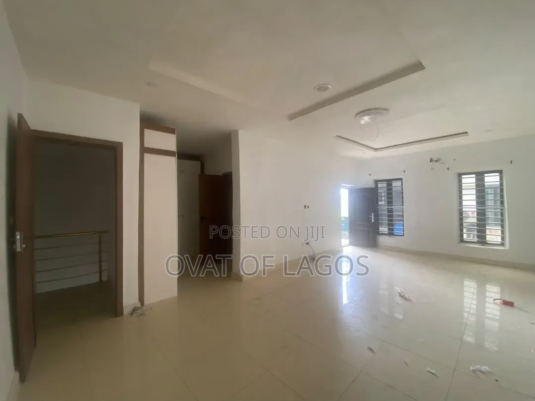 4bdrm Duplex in Orchid, Lekki Expressway for sale