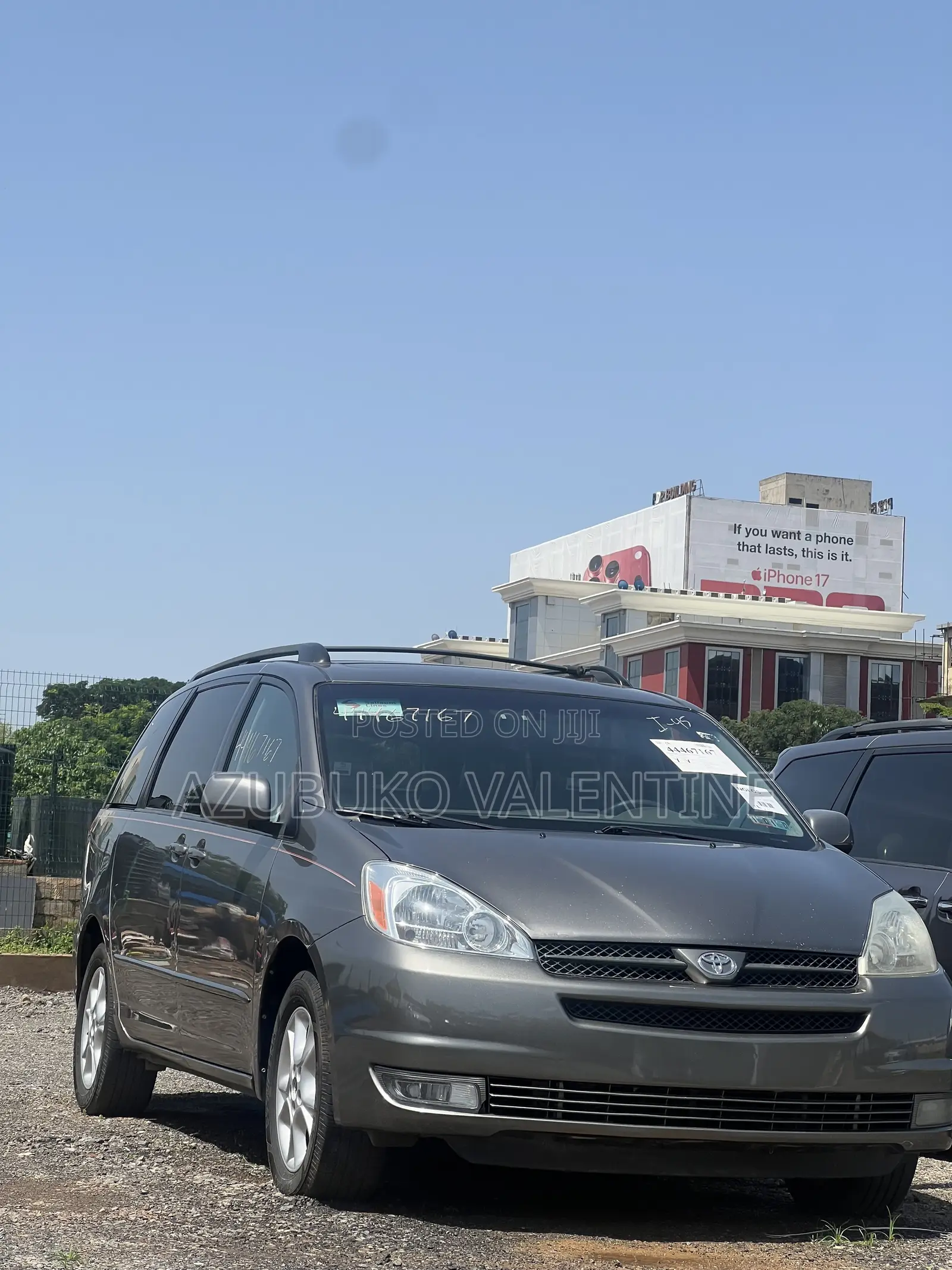 Toyota Sienna XLE 7 Passenger 2010 Gray