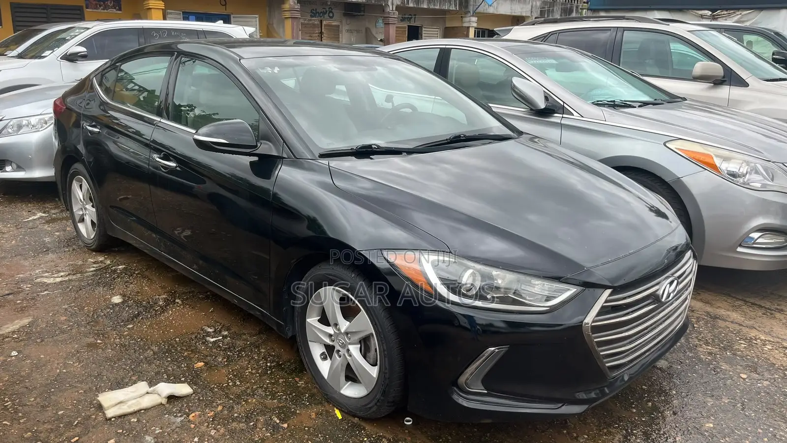 Hyundai Elantra Limited Sedan FWD (1.8L 4cyl 6A) 2016 Black