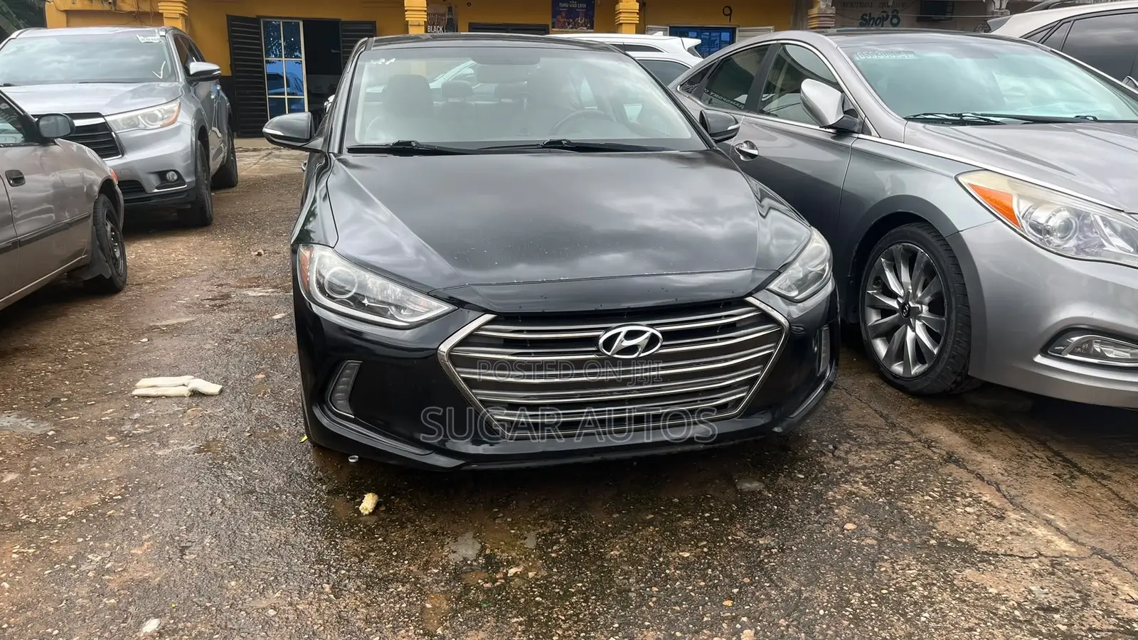 Hyundai Elantra Limited Sedan FWD (1.8L 4cyl 6A) 2016 Black