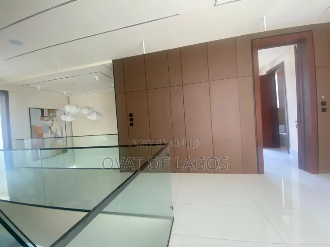 5bdrm Duplex in Orchid, Lekki Expressway for sale