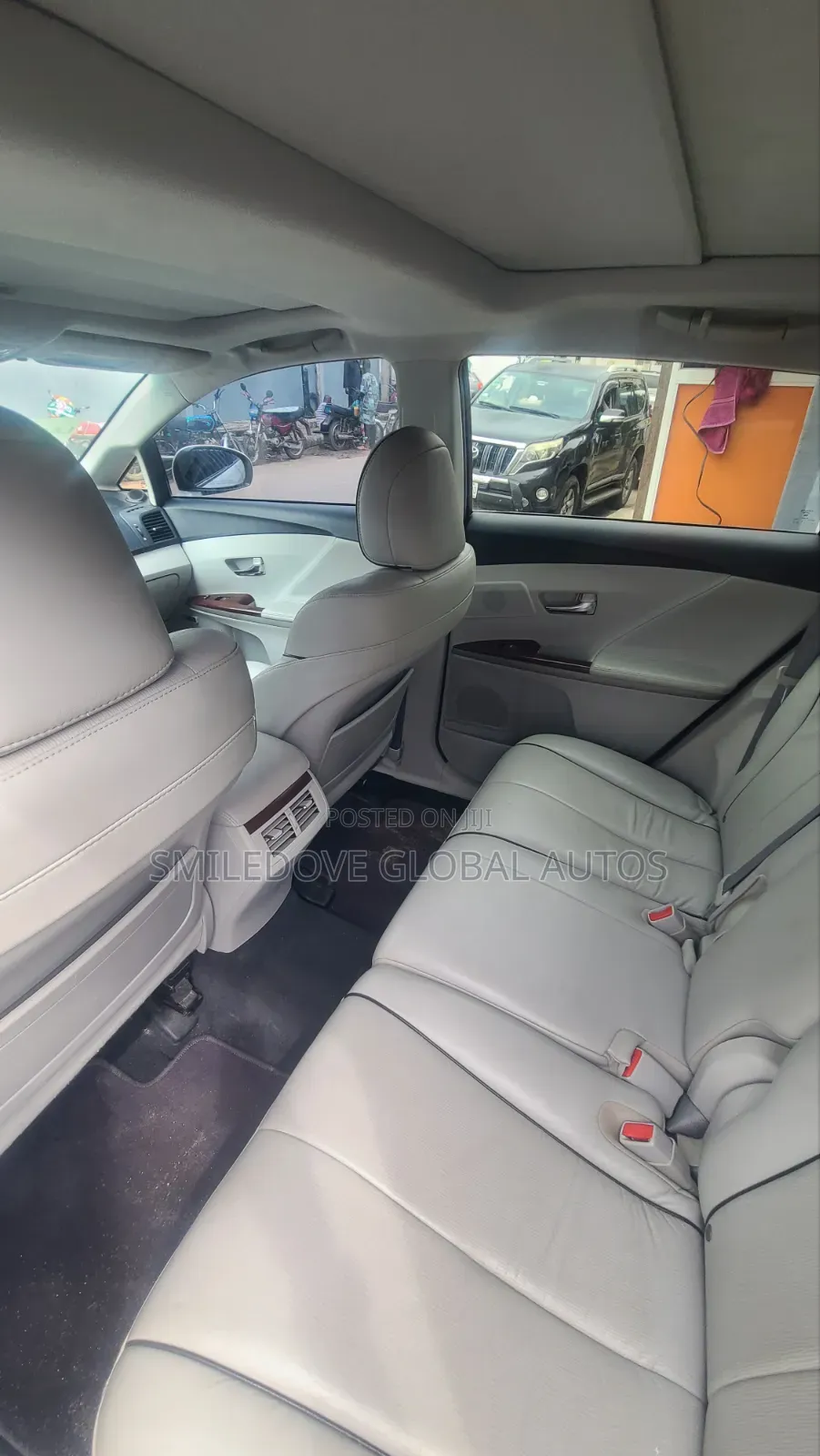 Toyota Venza 2010 White
