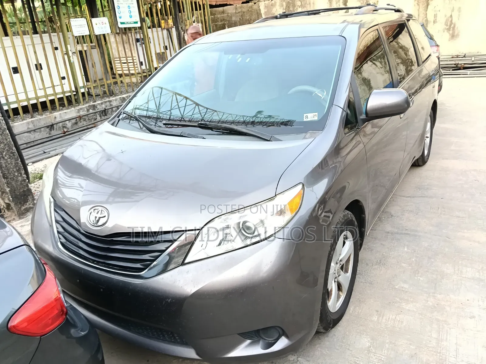 Toyota Sienna 2012 Gray