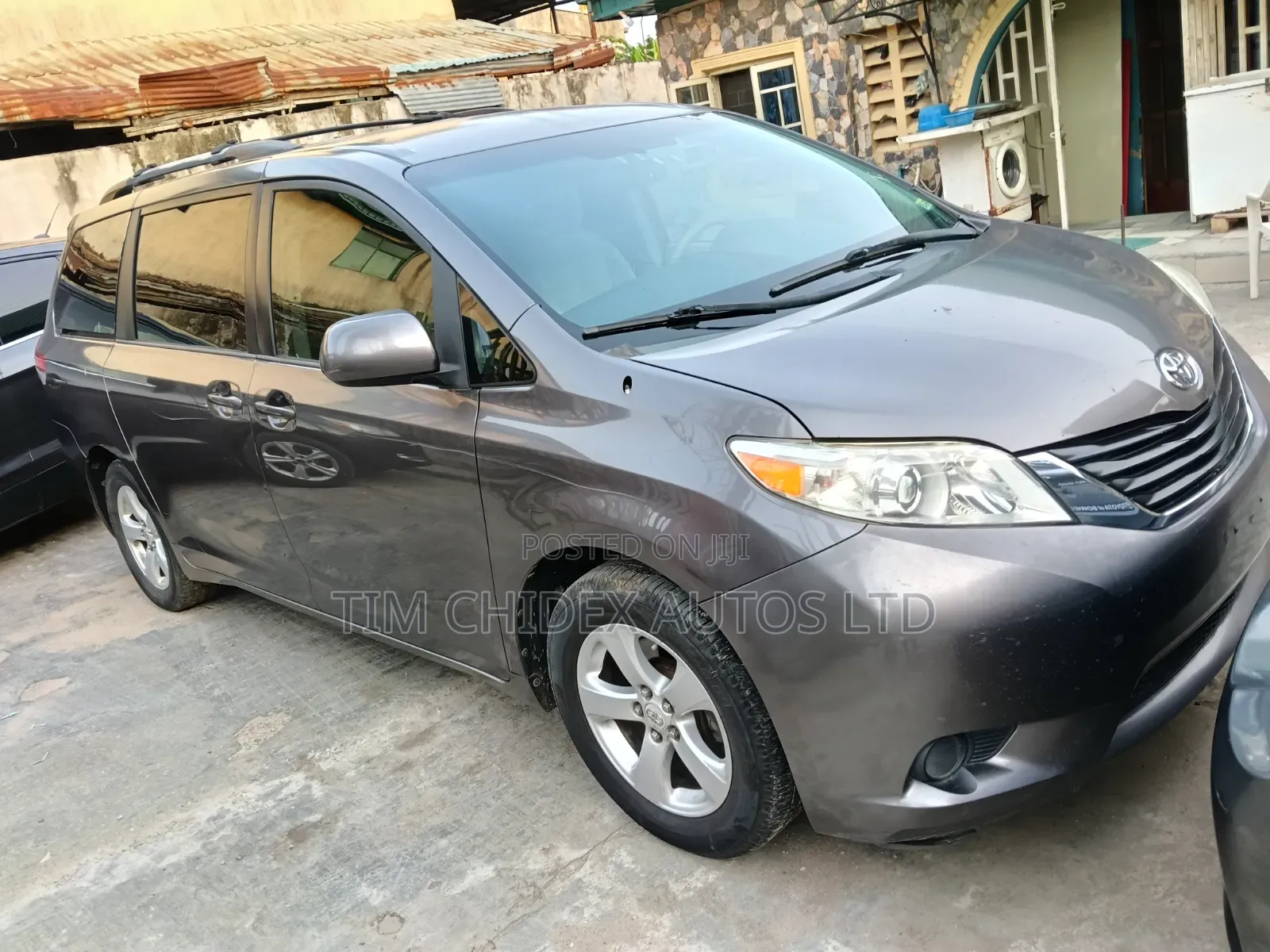Toyota Sienna 2012 Gray