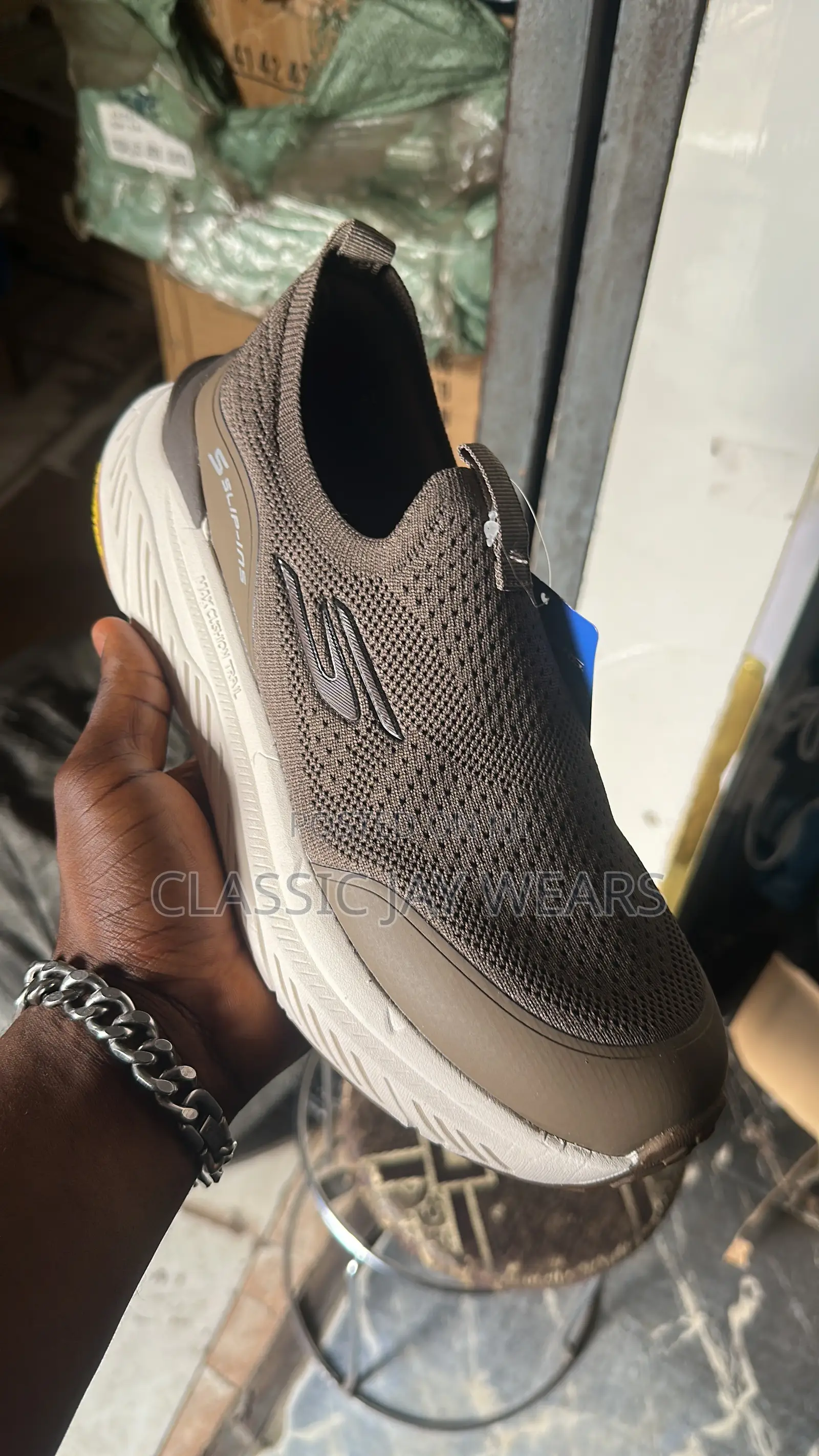 Quality Skechers Sneakers Available