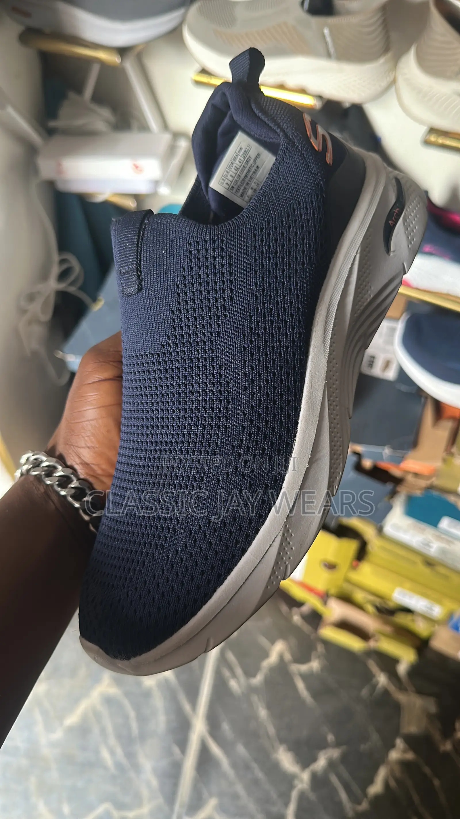 Quality Skechers Sneakers Available