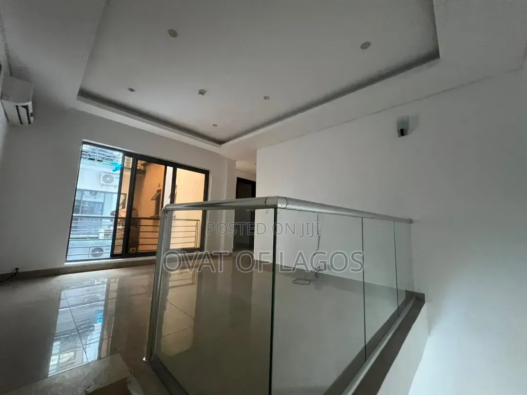 4bdrm Maisonette in Banana Island for rent