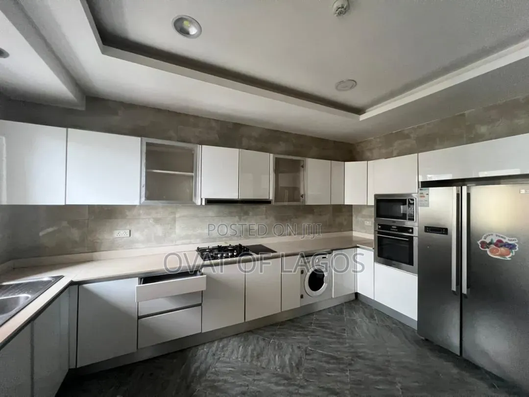 4bdrm Maisonette in Banana Island for rent