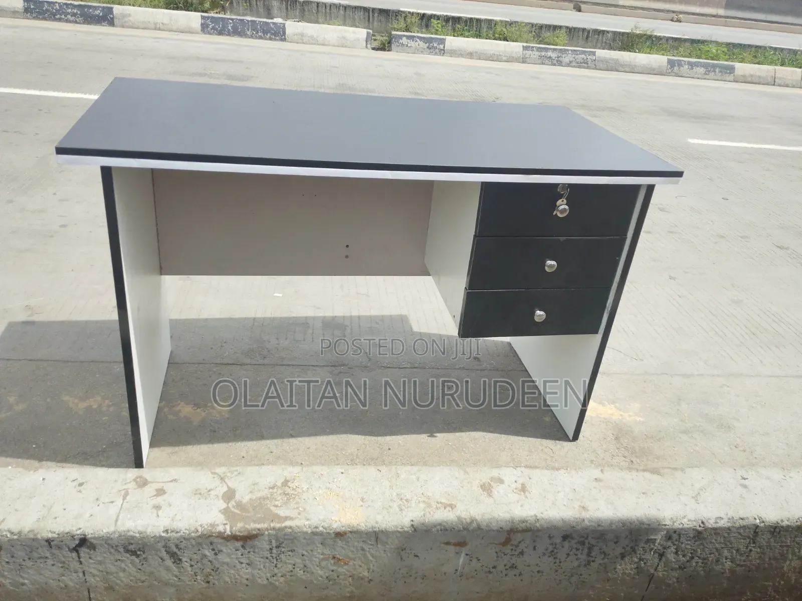 Standard Office Table