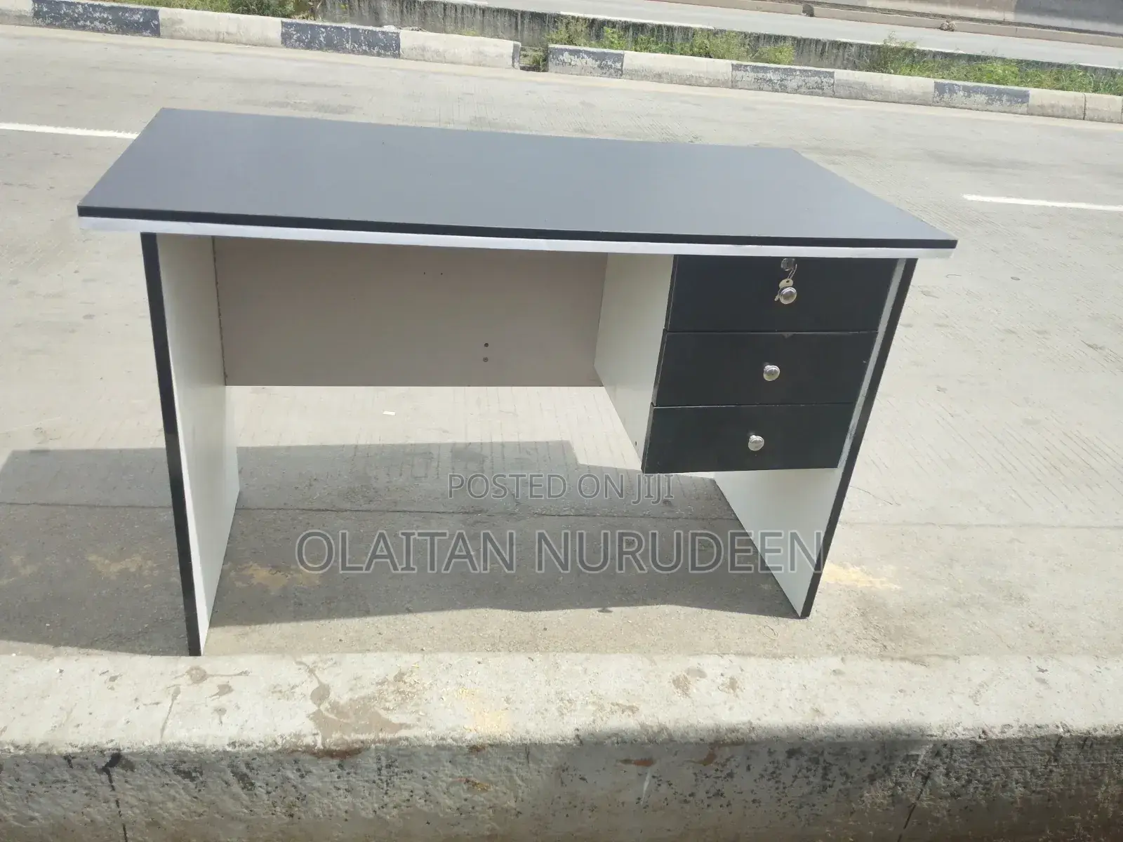 Standard Office Table