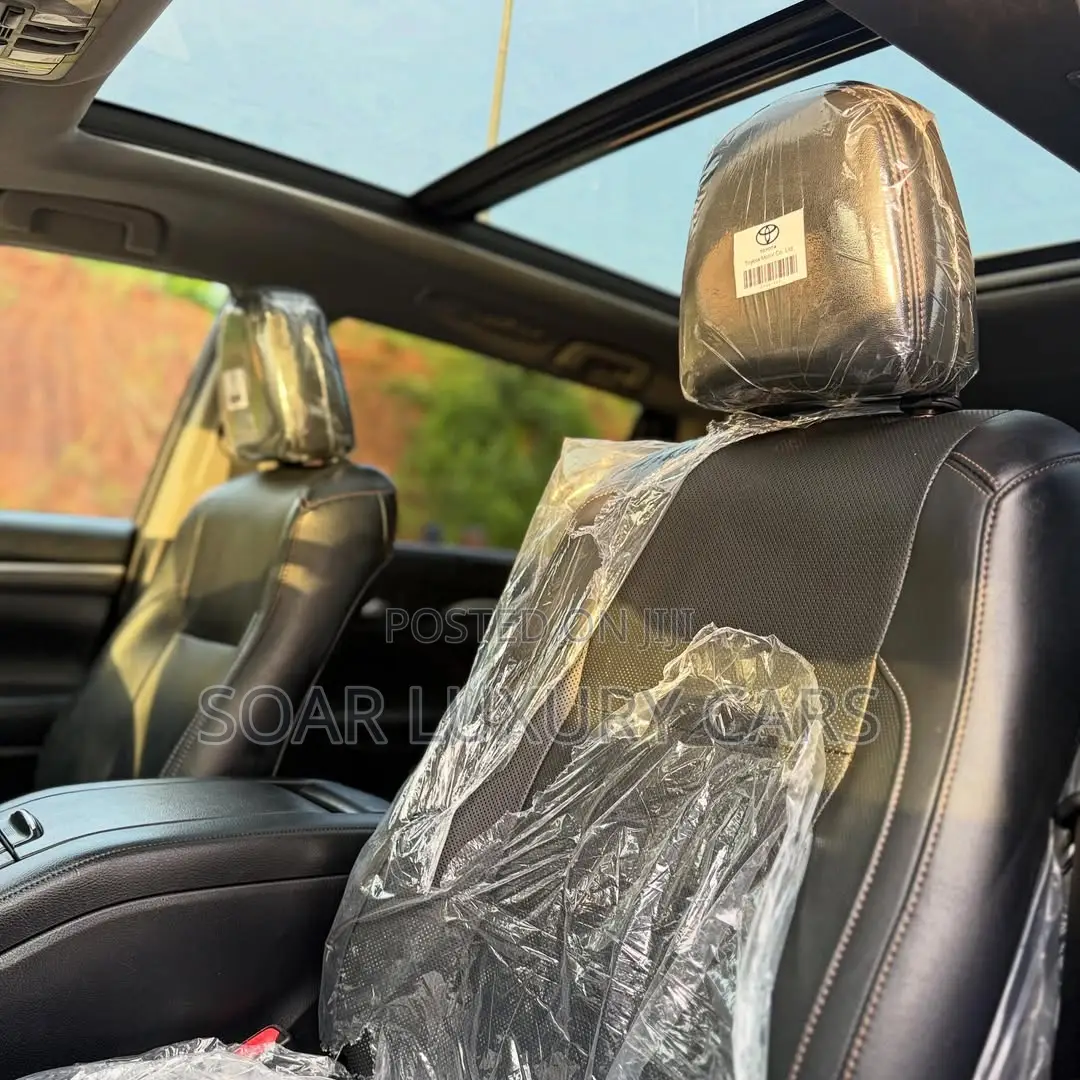 Toyota Highlander Limited Platinum 2019 Gray