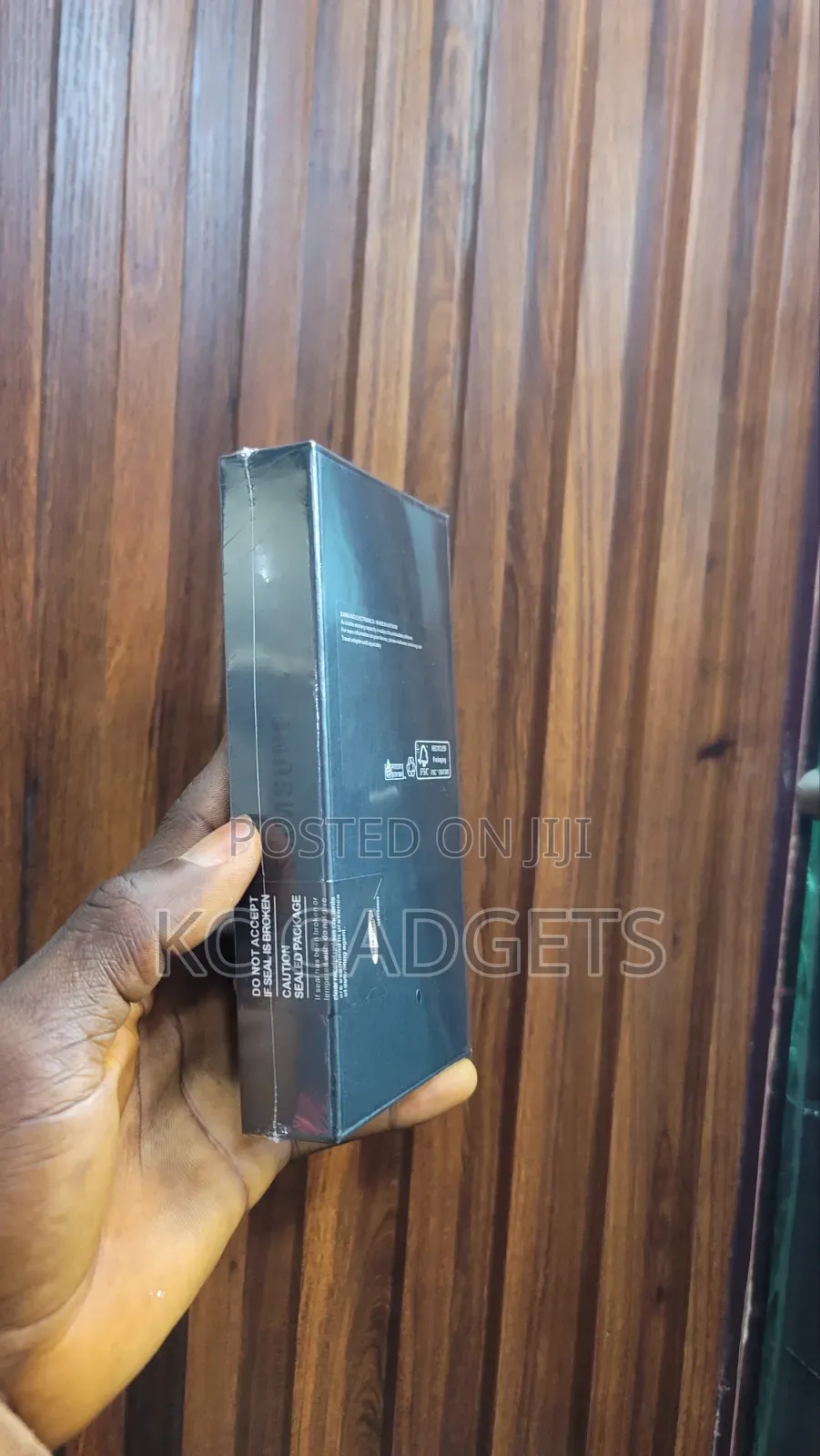 New Samsung Galaxy S22 5G 256 GB Black